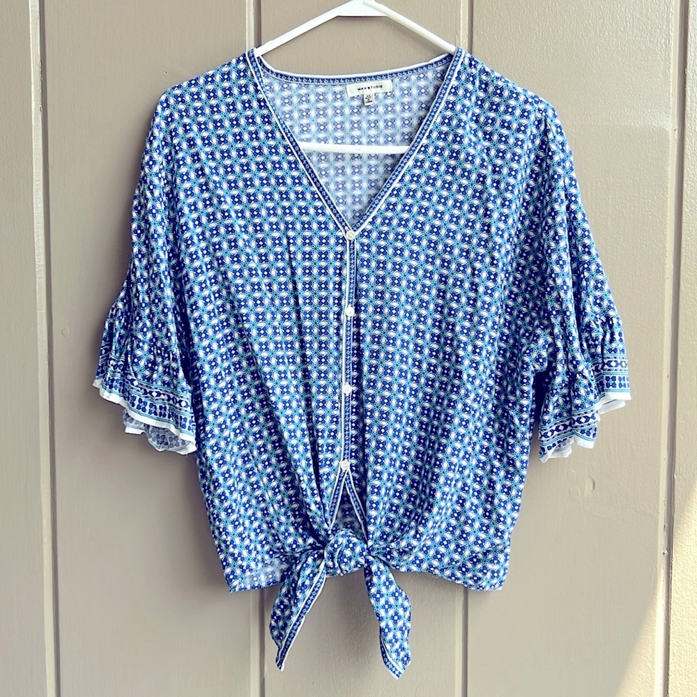 Max Studio Blue Print Front Tie Blouse_Size M